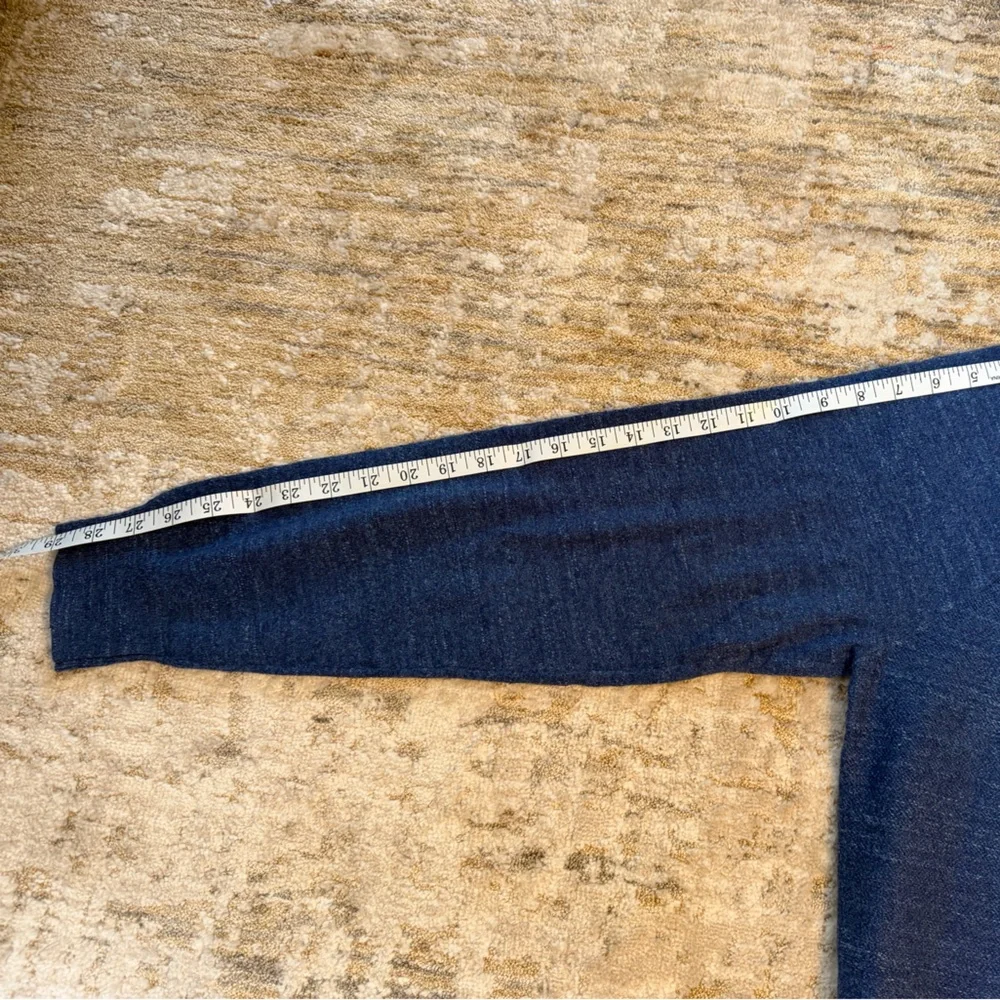 J. Crew Men's 1/4 Zip Sweatshirt in Blue 100% Cotton